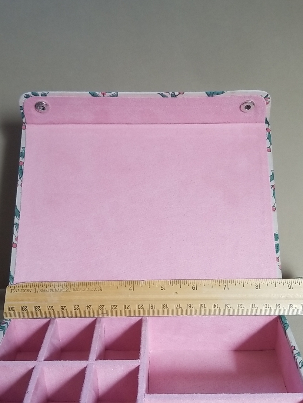 Jewelry Box - Picture 3 of 4